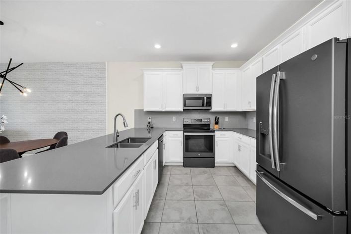 Image No.7-3 Bed Townhouse for sale