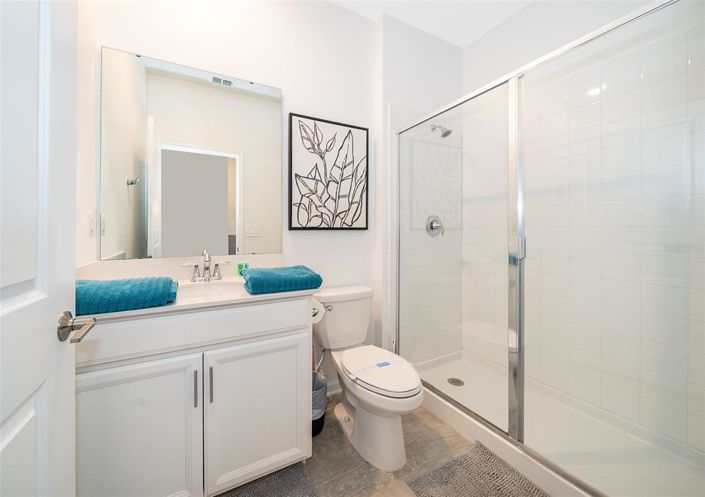 Image No.19-3 Bed Property for sale