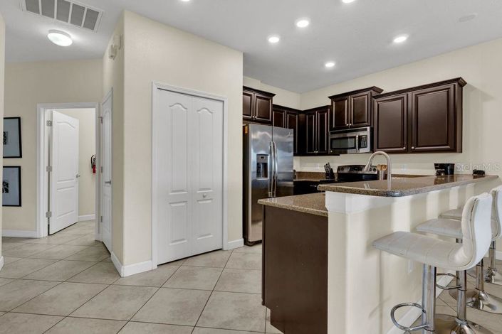 Image No.14-2 Bed Property for sale