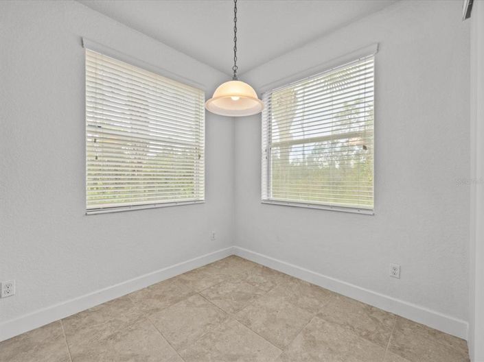 Image No.11-2 Bed Property for sale