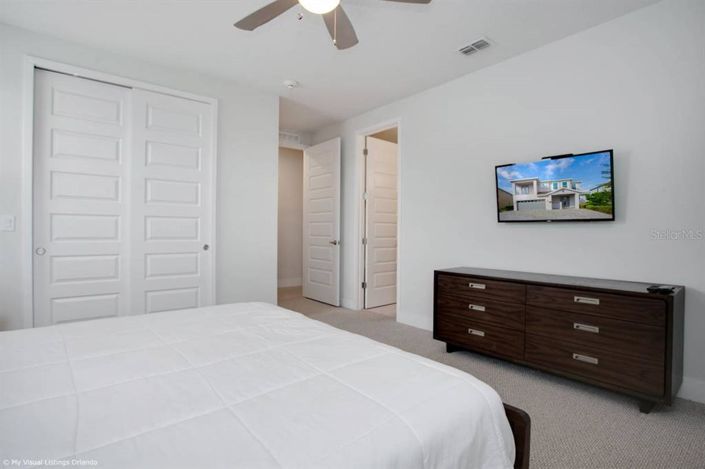 Image No.27-9 Bed Property for sale