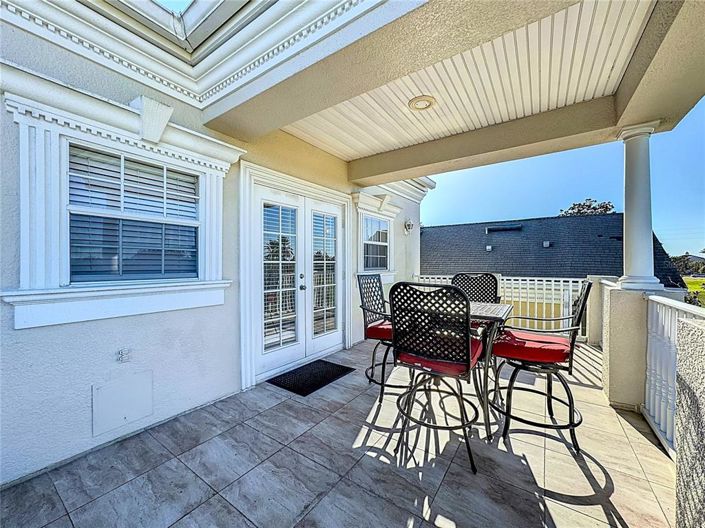 Image No.55-6 Bed Property for sale