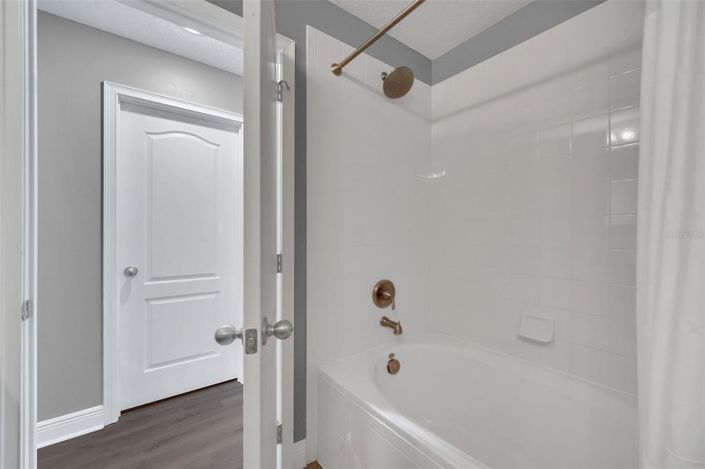 Image No.27-3 Bed Townhouse for sale