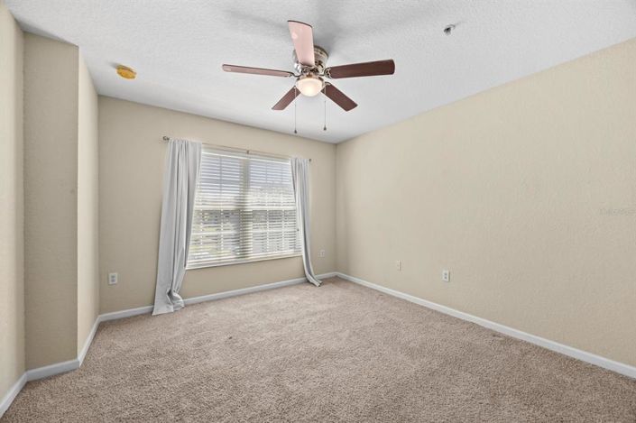 Image No.16-2 Bed Property for sale