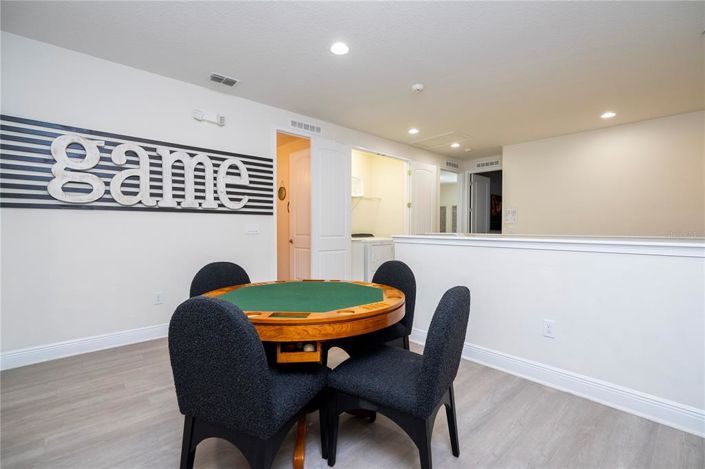 Image No.34-8 Bed Property for sale