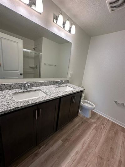 Image No.10-3 Bed Townhouse for sale