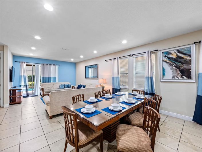 Image No.15-8 Bed Property for sale