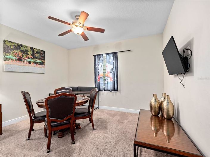 Image No.17-8 Bed Property for sale