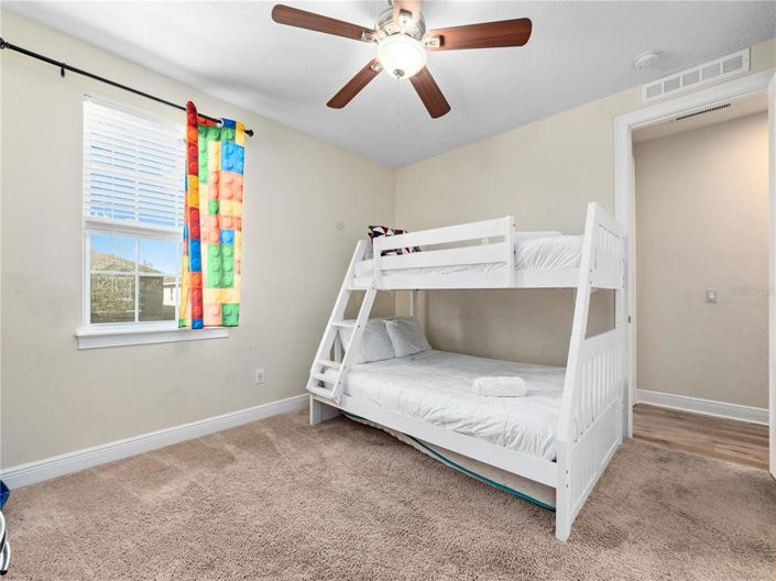 Image No.31-8 Bed Property for sale