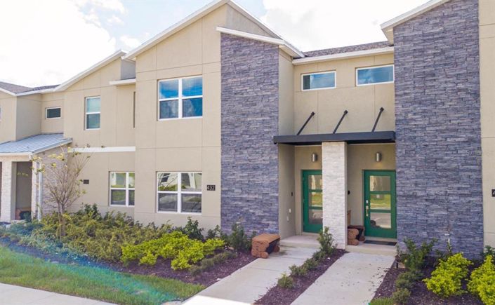 Image No.1-4 Bed Townhouse for sale