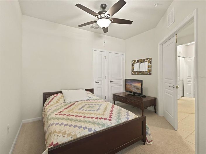 Image No.17-2 Bed Property for sale