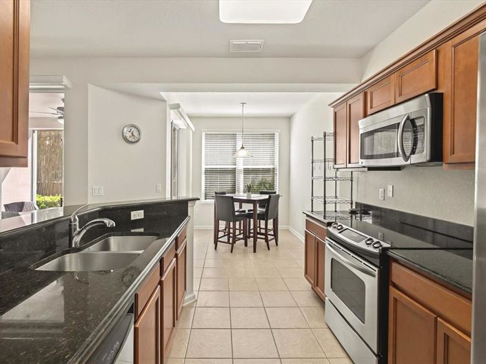 Image No.9-2 Bed Property for sale