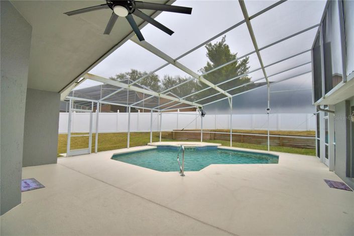 Image No.56-4 Bed Property for sale