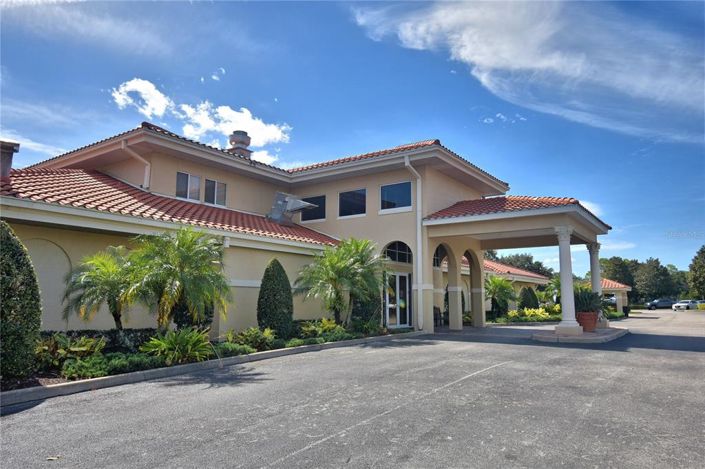 Image No.72-4 Bed Property for sale