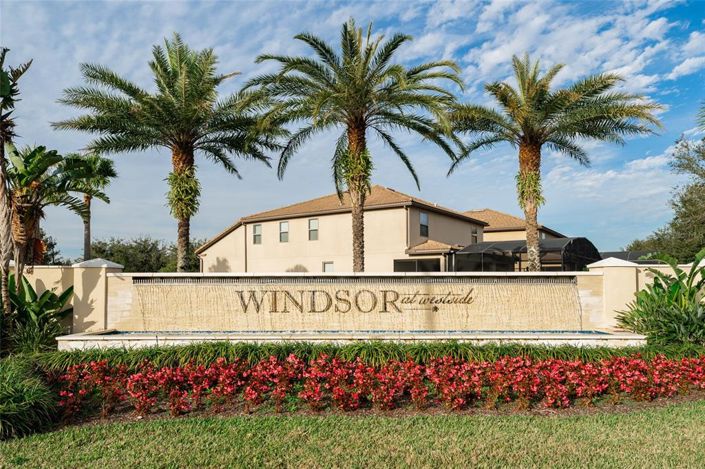 Image No.32-8 Bed Property for sale