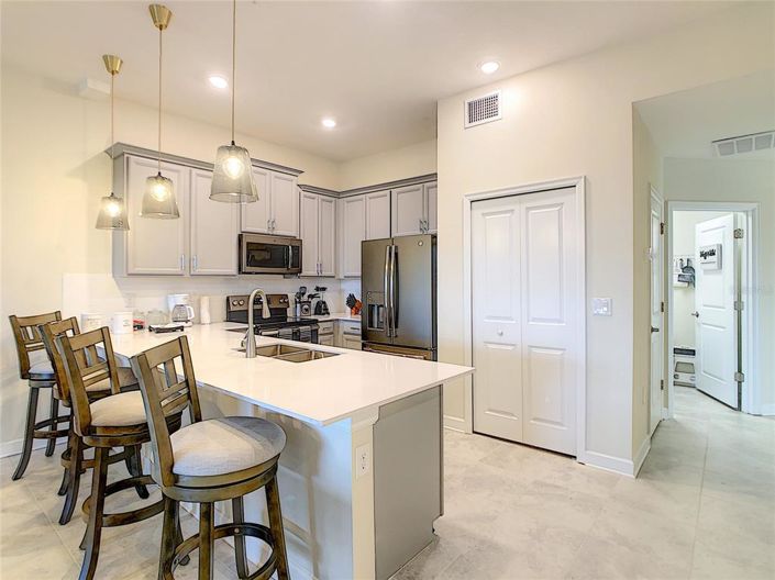 Image No.23-2 Bed Property for sale