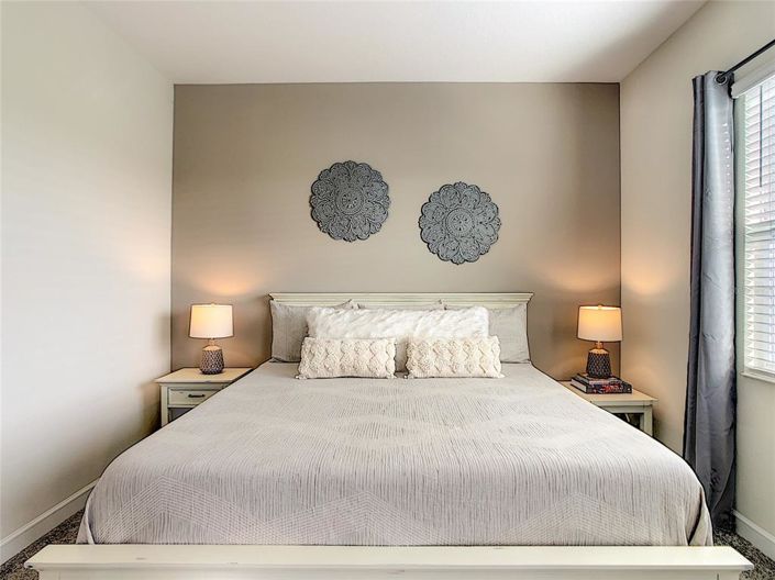 Image No.32-2 Bed Property for sale