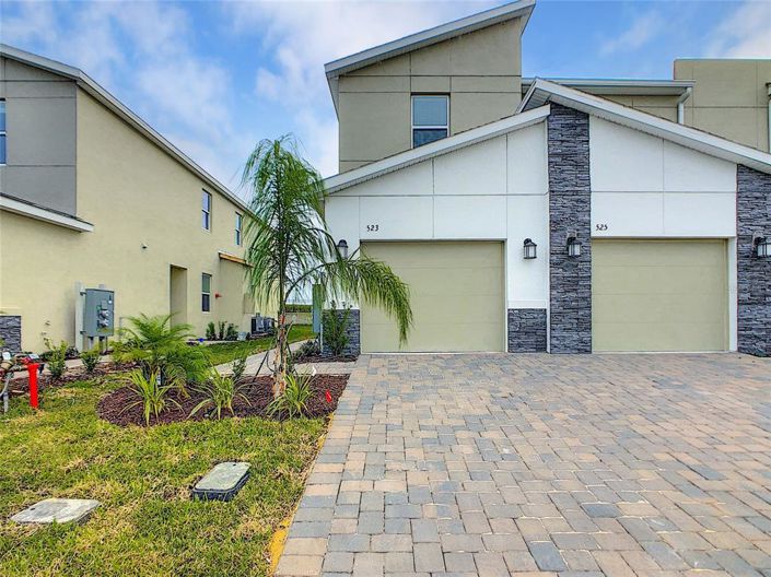 Image No.9-2 Bed Property for sale