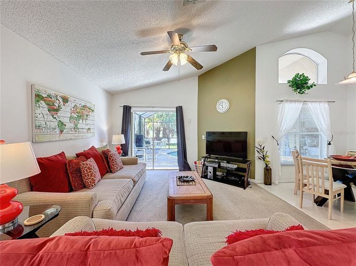 Image No.11-4 Bed Property for sale