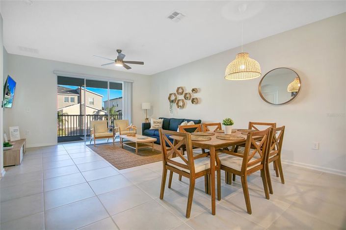 Image No.10-3 Bed Property for sale