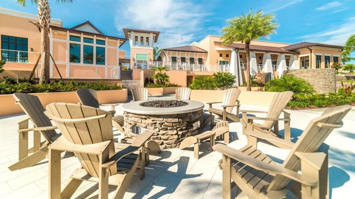 Image No.21-9 Bed Property for sale