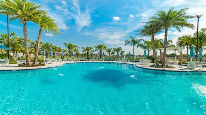 Image No.23-9 Bed Property for sale