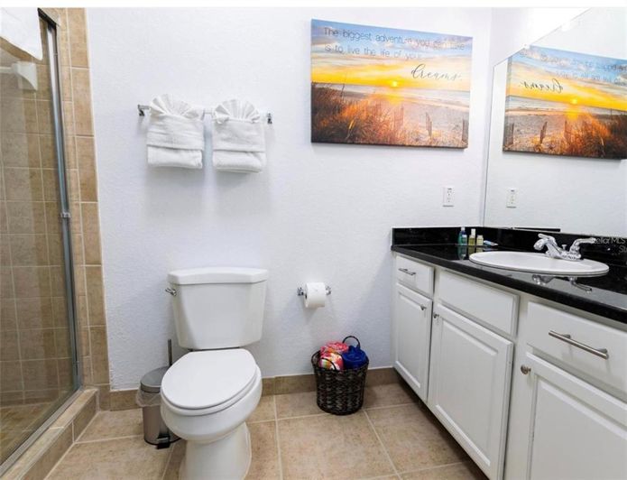 Image No.12-3 Bed Property for sale