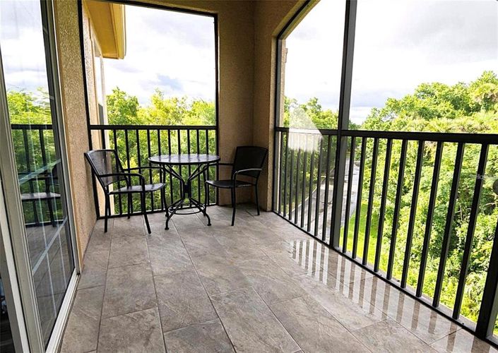 Image No.14-3 Bed Property for sale