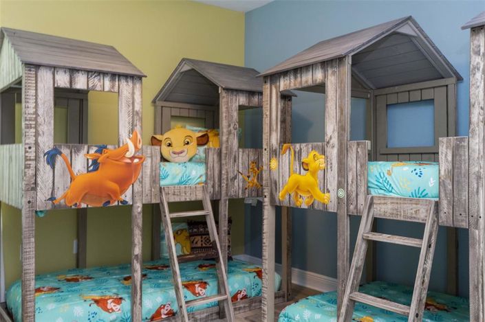 Image No.47-6 Bed Property for sale