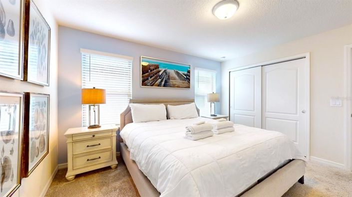 Image No.25-8 Bed Property for sale