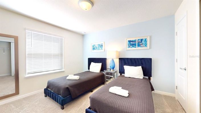 Image No.27-8 Bed Property for sale