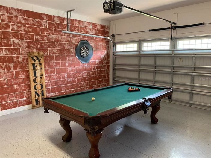 Image No.19-6 Bed Property for sale