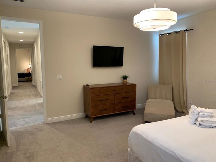 Image No.27-6 Bed Property for sale