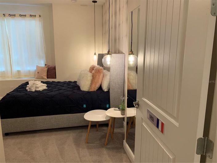 Image No.42-6 Bed Property for sale