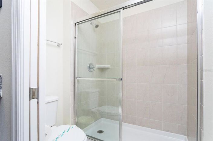 Image No.13-5 Bed Townhouse for sale