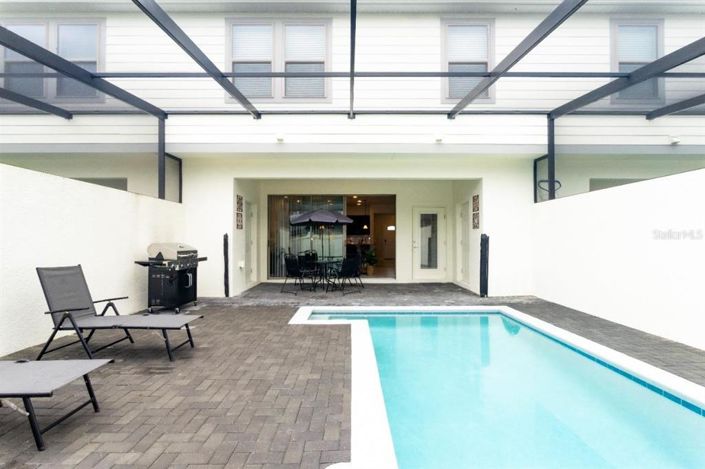 Image No.21-5 Bed Townhouse for sale