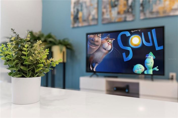 Image No.16-5 Bed Townhouse for sale