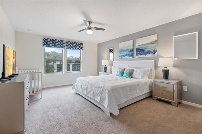 Image No.22-5 Bed Townhouse for sale