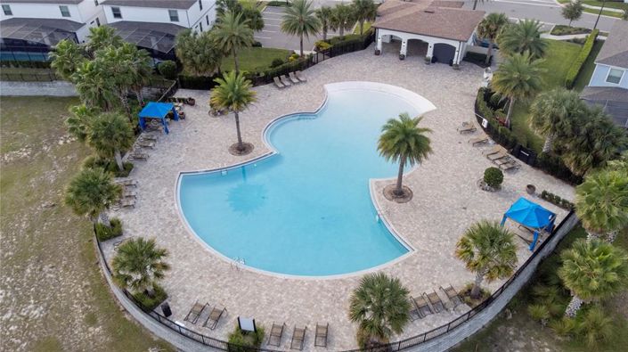 Image No.36-5 Bed Townhouse for sale