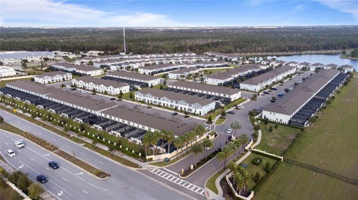 Image No.42-5 Bed Townhouse for sale