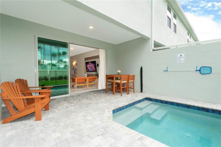 Image No.13-5 Bed Townhouse for sale