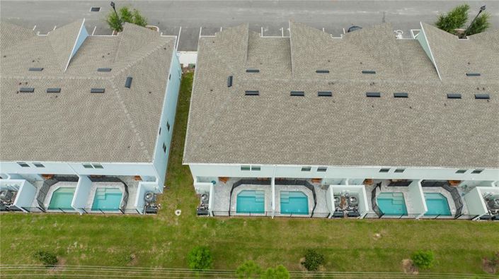 Image No.16-5 Bed Townhouse for sale