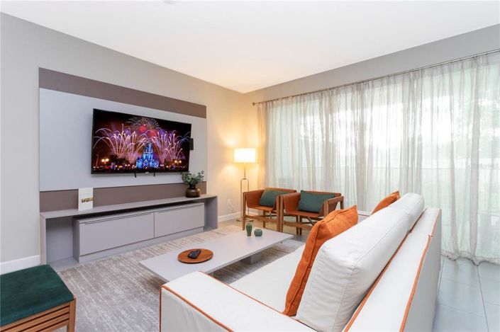 Image No.29-5 Bed Townhouse for sale