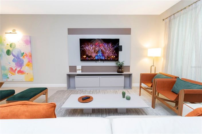 Image No.34-5 Bed Townhouse for sale