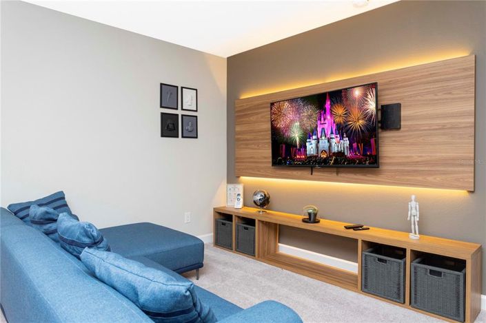 Image No.38-5 Bed Townhouse for sale