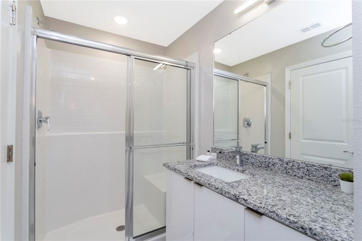 Image No.52-5 Bed Townhouse for sale