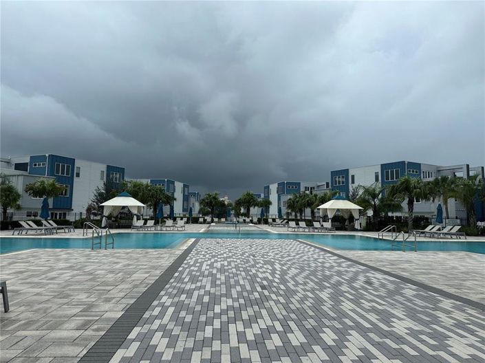 Image No.40-4 Bed Property for sale