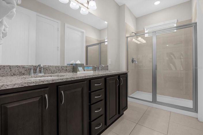 Image No.21-5 Bed Property for sale