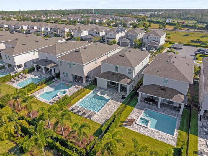 Image No.42-5 Bed Property for sale