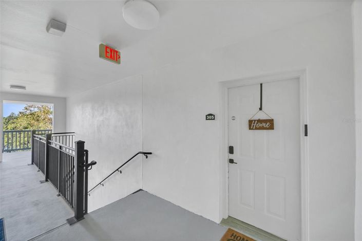 Image No.12-3 Bed Property for sale